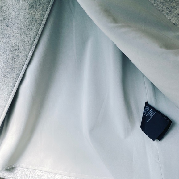 CLUB MONACO Heather Grey Wool skirt Size 00 - Picture 3 of 6